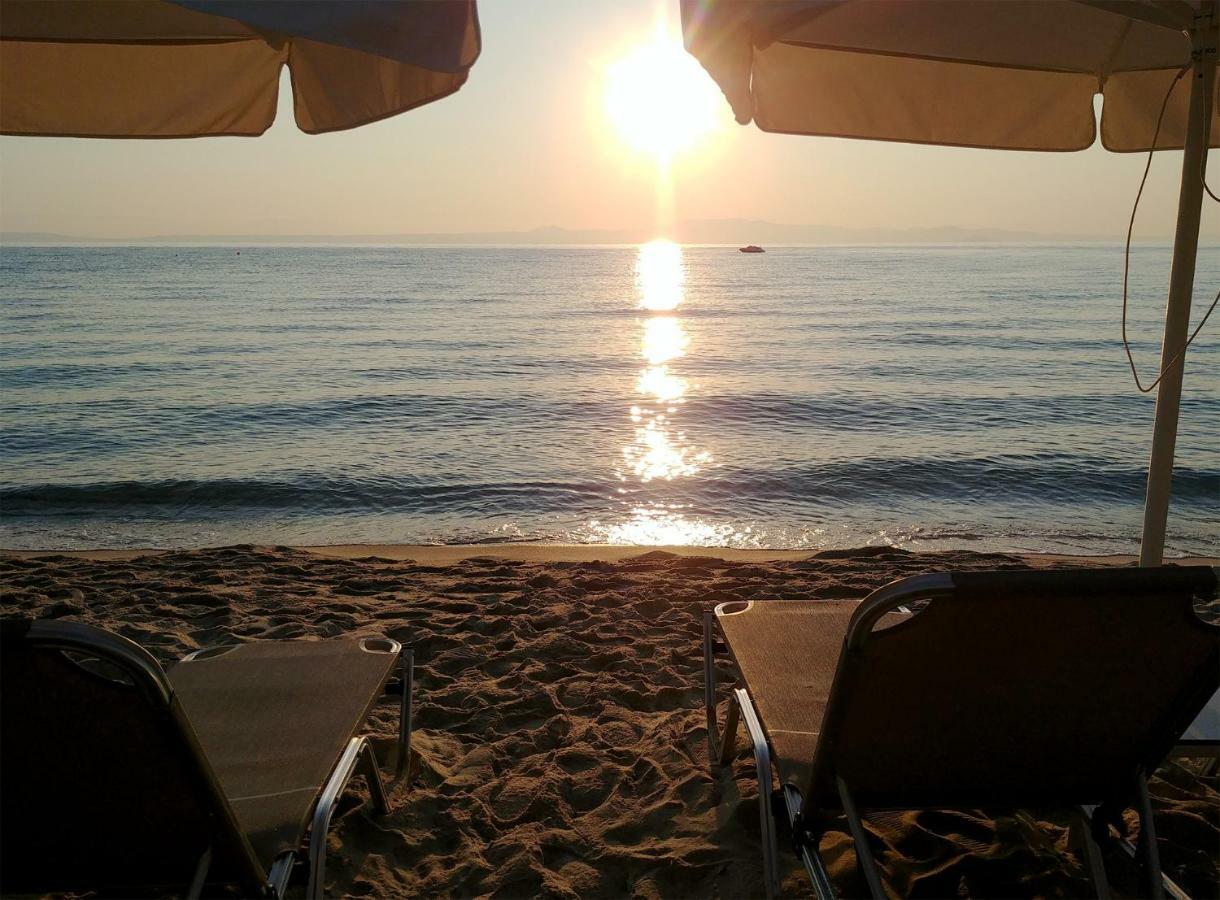 Voula Seaside Apartments Kallithea  ภายนอก รูปภาพ
